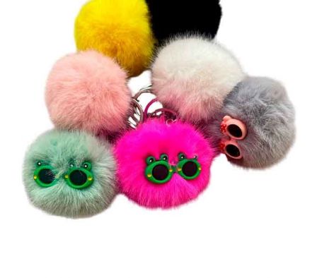 LLAVERO POMPON PELUDO 6CM REF 6976-44